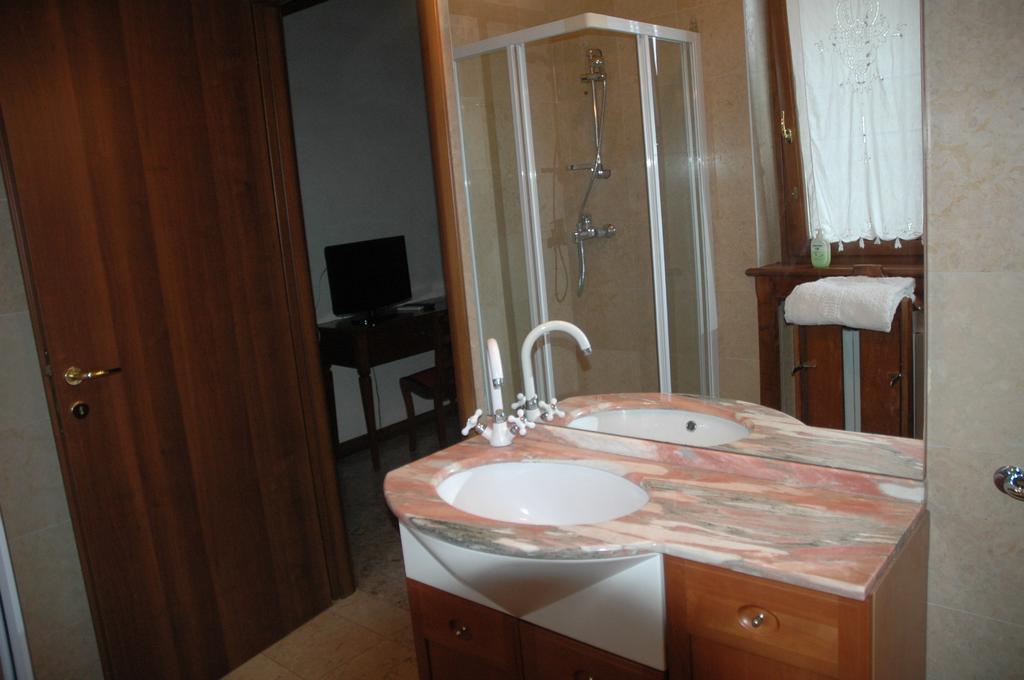 Bed and Breakfast Le Maddalene Верона Экстерьер фото
